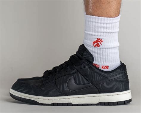 nike dunk loe black|nike dunk low black men.